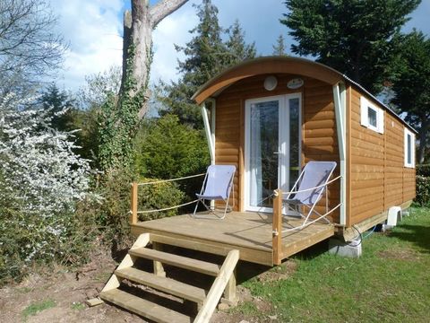 Hébergement 4 personnes - LA ROULOTTE