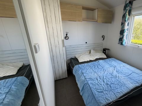 Mobilhome 8 personnes - NIRVANA - QUATTRO - 4 chambres - 40m² avec terrasse semi couverte