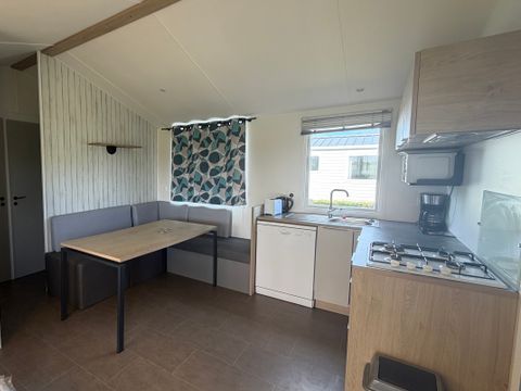 Mobilhome 8 personnes - NIRVANA - QUATTRO - 4 chambres - 40m² avec terrasse semi couverte