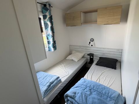 MOBILHOME 8 personnes - MOBILE HOME NIRVANA QUATTRO 4 chambres 40m² avec terrasse semi couverte