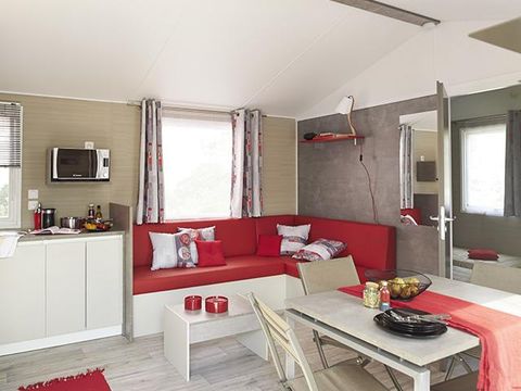 Mobilhome 4 personnes - NIRVANA 31 m² avec terrasse couverte