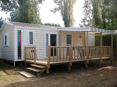 Mobilhome 4 personnes - NIRVANA 31 m² avec terrasse couverte