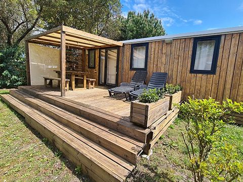 MOBILHOME 6 personnes - Premium | 3 Ch. | 6 Pers. | Terrasse Couverte | Clim. | TV