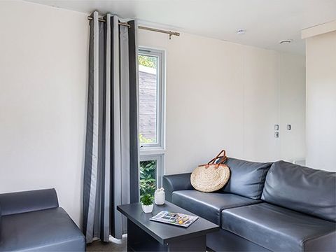 MOBILHOME 4 personnes - Ultimate | 2 Ch. | 4 Pers. | Terrasse surélevée | Clim. | TV