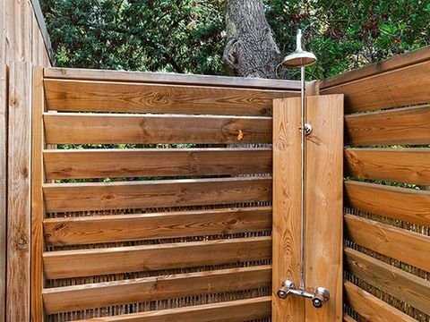 MOBILHOME 4 personnes - Ultimate | 2 Ch. | 4 Pers. | Terrasse surélevée | Jacuzzi | Douche tropicale | Clim. | TV