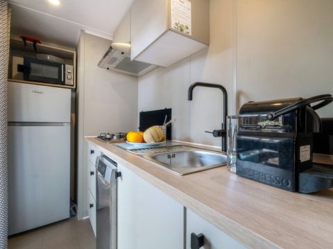 MOBILHOME 6 personnes - Mobil-home | Comfort | 3 Ch. | 6 Pers. | Terrasse couverte | 1 SDB | Clim.