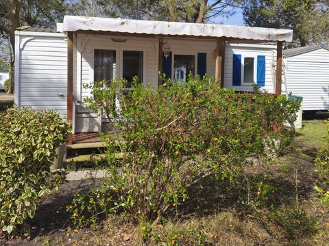 MOBILHOME 4 personnes - 30m² - 2 chambres - n° 68 Terrasse couverte Dimanche au Dimanche