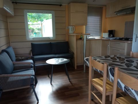 MOBILHOME 4 personnes - 30m² - 2 chambres - n° 68 Terrasse couverte Dimanche au Dimanche
