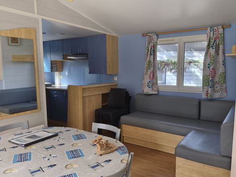 MOBILHOME 4 personnes - 30m² - 2 chambres - n° 33 Terrasse couverte du SAMEDI au SAMEDI