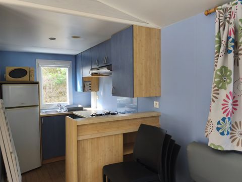 MOBILHOME 4 personnes - 30m² - 2 chambres - n° 33 Terrasse couverte du SAMEDI au SAMEDI