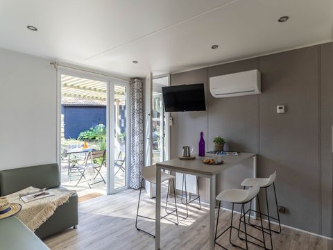 BUNGALOW 8 personnes - Cabane premium 3 chambres