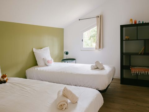 BUNGALOW 8 personnes - Cabane Signature Tribu 4 chambres