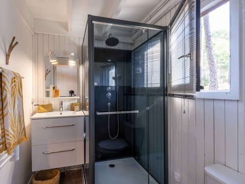 BUNGALOW 4 personnes - Cabane - 40m² - 2 chambres - Côté Pinède