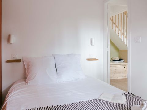 BUNGALOW 4 personnes - Cabane SIGNATURE | 2 chambres - Côté Lac