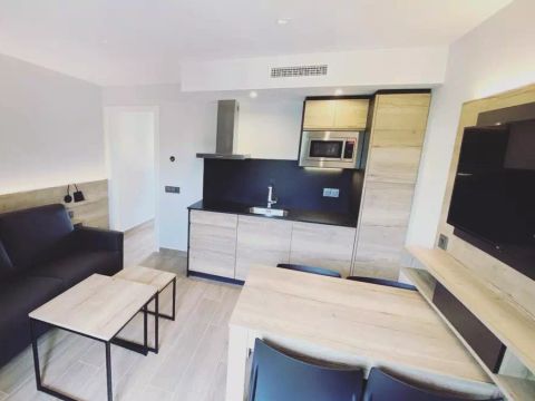 STUDIO 4 personnes - Studio 2 Pièces 2/4 Personnes Climatisé + TV