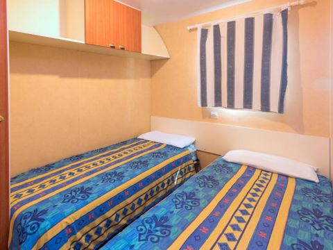 BUNGALOW 5 personnes - Cottage B