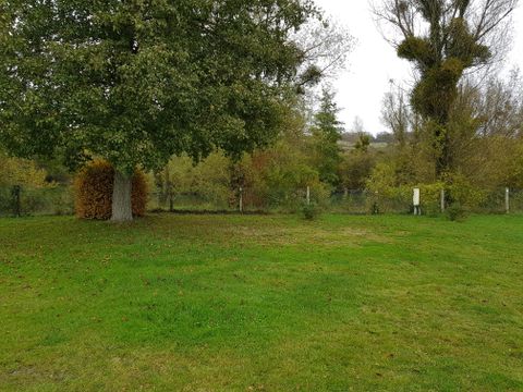 Emplacement - Tente ou Caravane - Voiture
