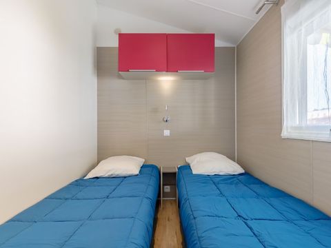 Mobilhome 6 personnes - MH "Cosy" 3ch 3-7 ans 1/6 Pers.