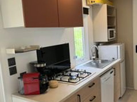 MOBILHOME 4 personnes -  PREMIUM MONTSEREIN Climatisé- 2 chambres+ lave-vaisselle + TV  (2 adultes max+2 enfants)