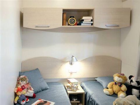 MOBILHOME 6 personnes - Comfort | 3 Chambres | Capacité 6 personnes | Terrasse surélevée| 1 Salle de bain | Climatisation