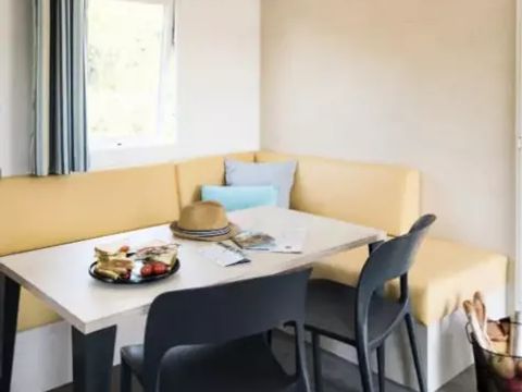 MOBILHOME 6 personnes - 4 Pièces 6 Personnes Climatisé