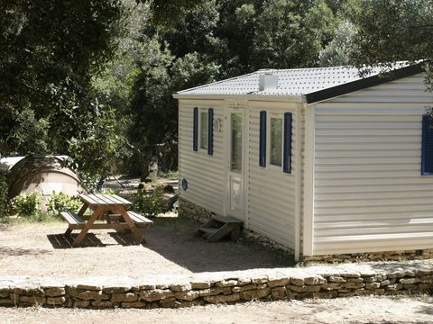 MOBILHOME 6 personnes - Confort | 2 Chambres | Capacité 4-6 personnes | Petite Terrasse | 1 Salle de bain | Climatisation