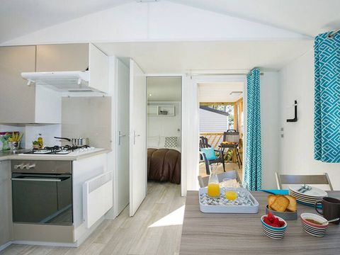 BUNGALOW 4 personnes - Mobil-home | Comfort | 2 Ch. | 4 Pers. | Terrasse simple | Clim. | TV
