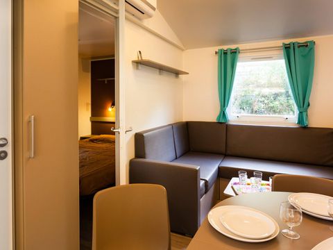 MOBILHOME 4 personnes - Mobil-home | Comfort | 2 Ch. | 4 Pers. | Terrasse surélevée | Clim.