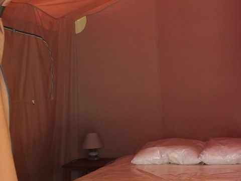 BUNGALOW TOILÉ 5 personnes - LODGE VICTORIA - sans sanitaires