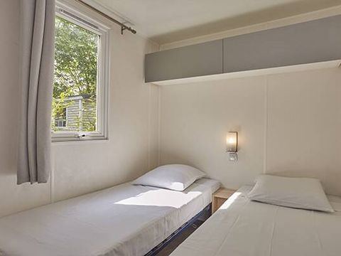 MOBILHOME 6 personnes - Mobil-home | Classic | 3 Ch. | 6 Pers. | Terrasse surélevée | Clim. | TV