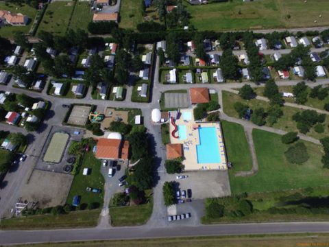 Emplacement - Forfait 2 pers + 1 voiture sans elect