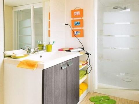 Mobilhome 4 personnes - 2 chambres - CONFORT