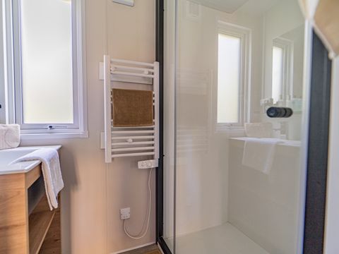 MOBILHOME 4 personnes - PREMIUM JACUZZI