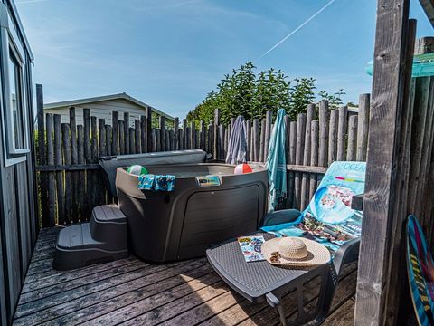 MOBILHOME 6 personnes - PREMIUM JACUZZI