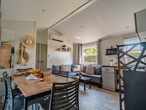 MOBILHOME 8 personnes - QUATRO PREMIUM JACUZZI