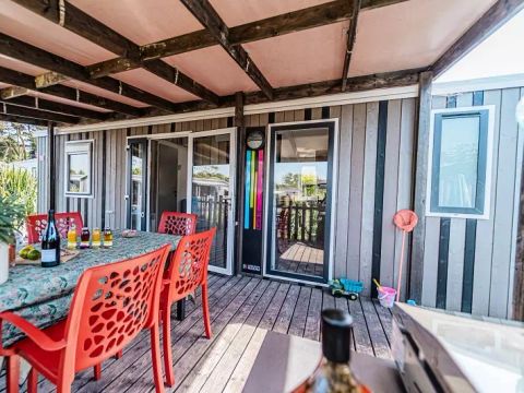 MOBILHOME 6 personnes - Trio Premium 4 Pièces 6 Personnes Jacuzzi + Climatisé + TV