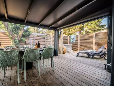 MOBILHOME 8 personnes - Quattro Premium 5 Pièces 8 Personnes Jacuzzi + Climatisé + TV 