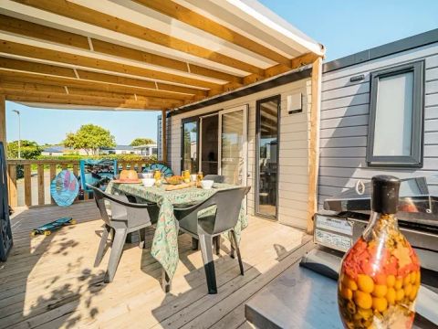 MOBILHOME 5 personnes - Mobil Home Authentique 3 Pièces 4/5 Personnes + TV