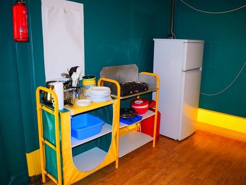 BUNGALOW TOILÉ 5 personnes - Sans chauffage, eau courante, salle de bain ni WC