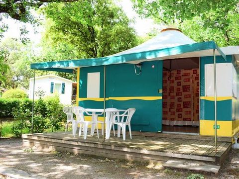 BUNGALOW TOILÉ 5 personnes - Sans chauffage, eau courante, salle de bain ni WC