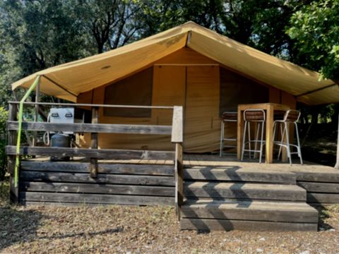TENTE TOILE ET BOIS 4 personnes - Cabanon (sans chauffage, eau courante, salle de bain ni WC)