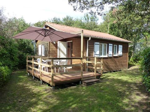 Chalet 2/6 personnes - Confort -35m² -2 chambres - Terrasse semi-couverte - TV - Clim