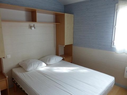 CHALET 6 personnes - Chalet Confort -35m² -2 chambres - terrasse semi-couverte - TV - Clim 2/6 pers