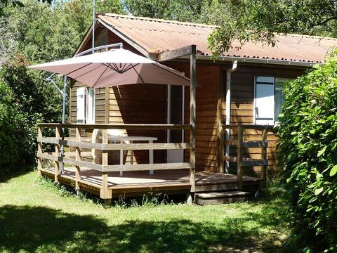 Chalet 2/6 personnes - Confort -35m² -2 chambres - Terrasse semi-couverte - TV - Clim