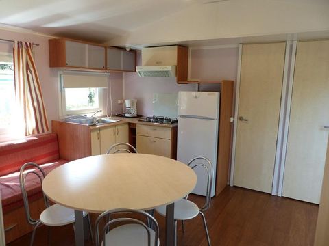 Mobilhome 2/6 personnes - Confort Sun Roller -35m² - 3 chambres - Terrasse semi-couverte - Clim