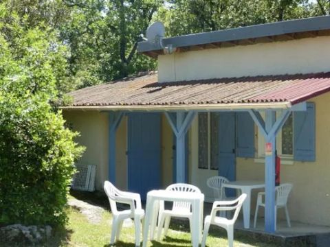 GÎTE 6 personnes - Maisonnette Confort 35m² 2 chambres - terrasse - TV 2/6 pers