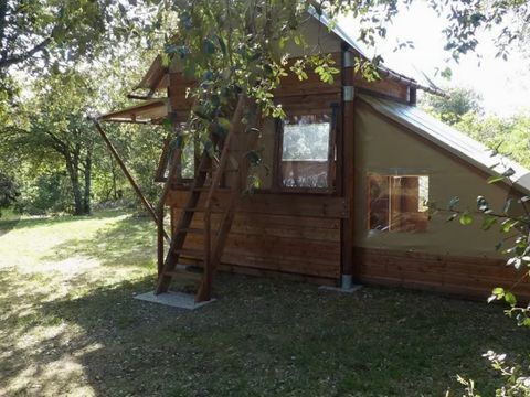 TENTE TOILE ET BOIS 4 personnes - Tente Bivouac XL sur pilotis Standard 2 chambres - en pleine nature (sans sanitaires) 2/4 pers
