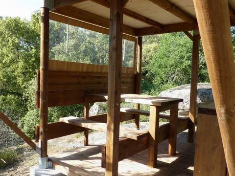 Tente en toile et en bois 1/2 personnes - Tente Bivouac Small sur pilotis Standard - 1 chambre - Pleine nature - Sans sanitaires