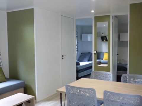 MOBILHOME 6 personnes - Mobil-Home Premium 32m² 3 chambres - terrasse semi-couverte - TV - Clim 2/6 pers