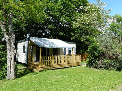 Mobilhome 2/5 personnes - Premium -30m² -2 chambres - Terrasse couverte - TV - Clim